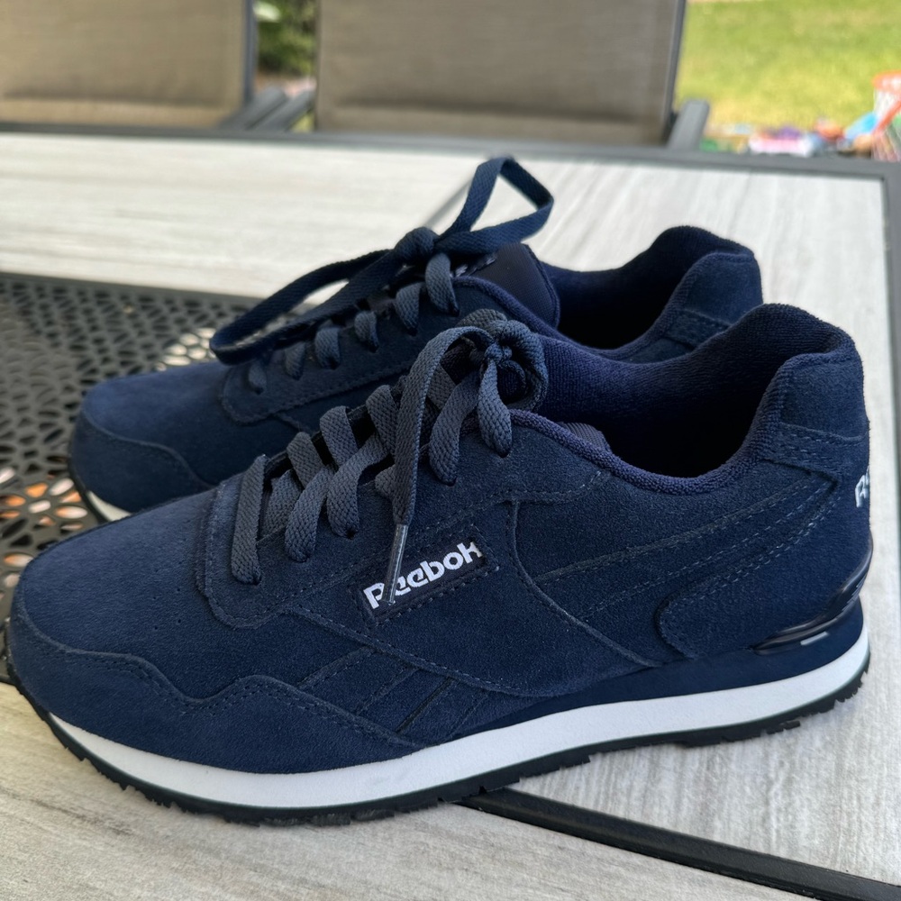 Reebok Sneakers Size 8